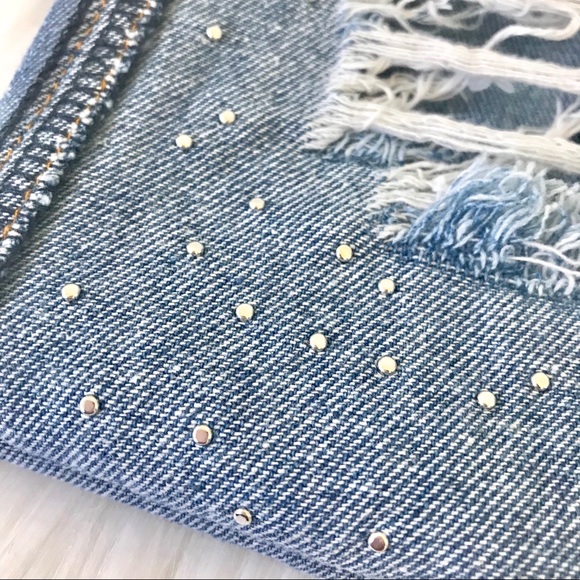 LAST ONE! ❤️ Pearl Embellished Straight Leg Denim - Picture 4 of 6